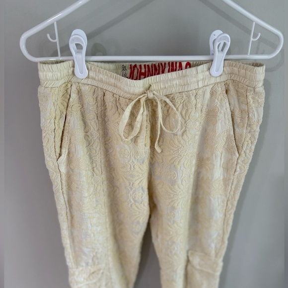 Johnny Was Love Pull On Embroidered Cargo Pants - Off White/Cream - Size Small - Picture 15 of 16